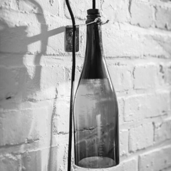 Bouteille torche "Verre Clair" A poser et murale Par L'ATELIER d'exercices, фото , изображение 3